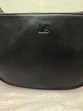 L&S Black Leather Shoulder Bag – Smooth Everyday Carry